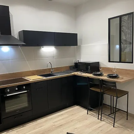 Cozy With Terrace Apartment